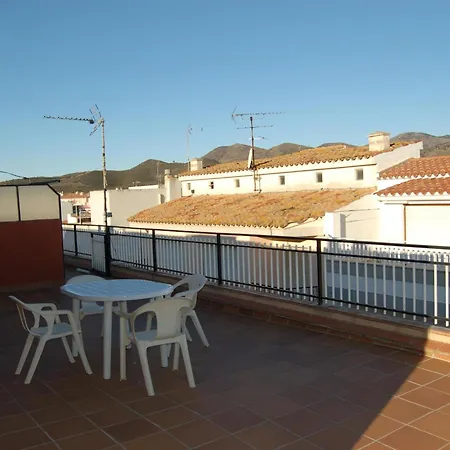 Atico Con Gran Terraza, A 100m De La Playa Del Port De Llanca, Con Wifi, Tv Y Cocina Renovada - Es-228-31 Llanca