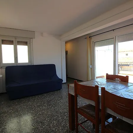 ático Con Gran Terraza, A 100m De La Playa Del Port De Llançà, Con Wifi, Tv Y Cocina Renovada - Es-228-31 * Llança